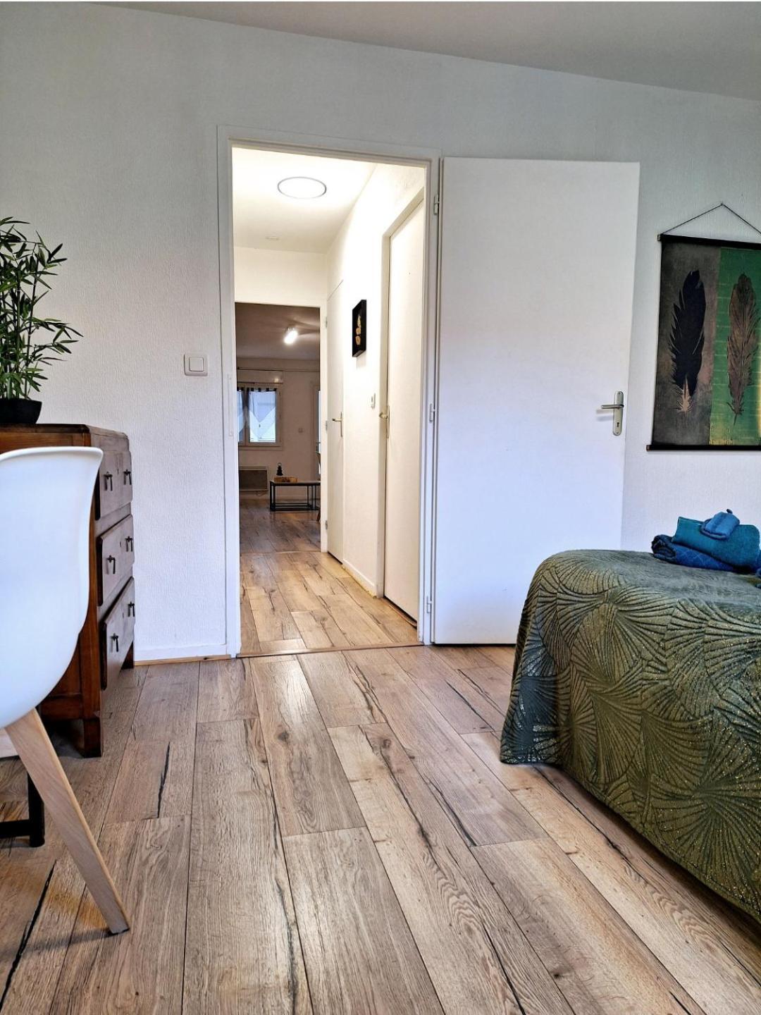 Appartement Cosy Proche Gare - Fibre Optique et Parking Angoulême Extérieur photo