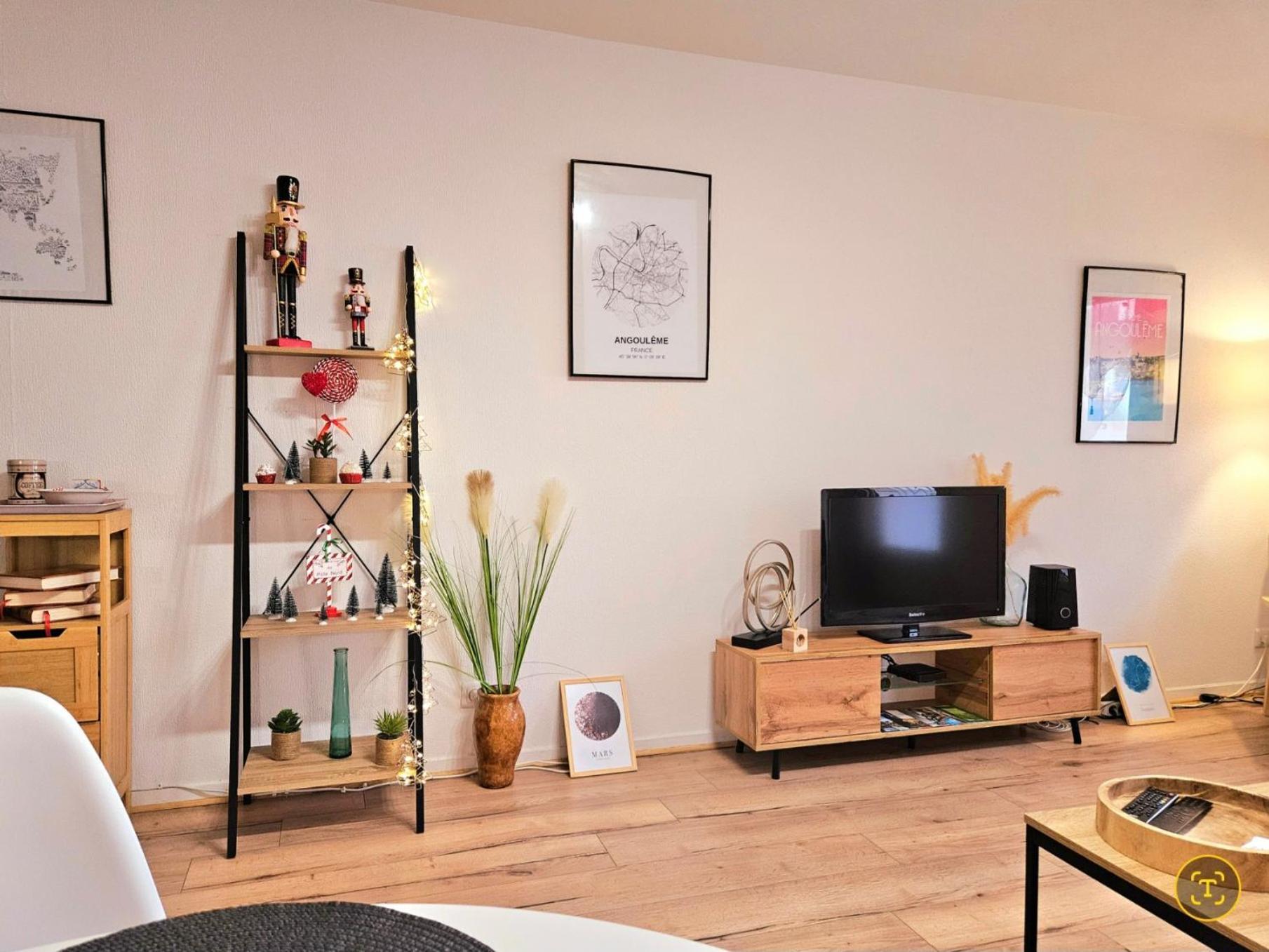 Appartement Cosy Proche Gare - Fibre Optique et Parking Angoulême Extérieur photo