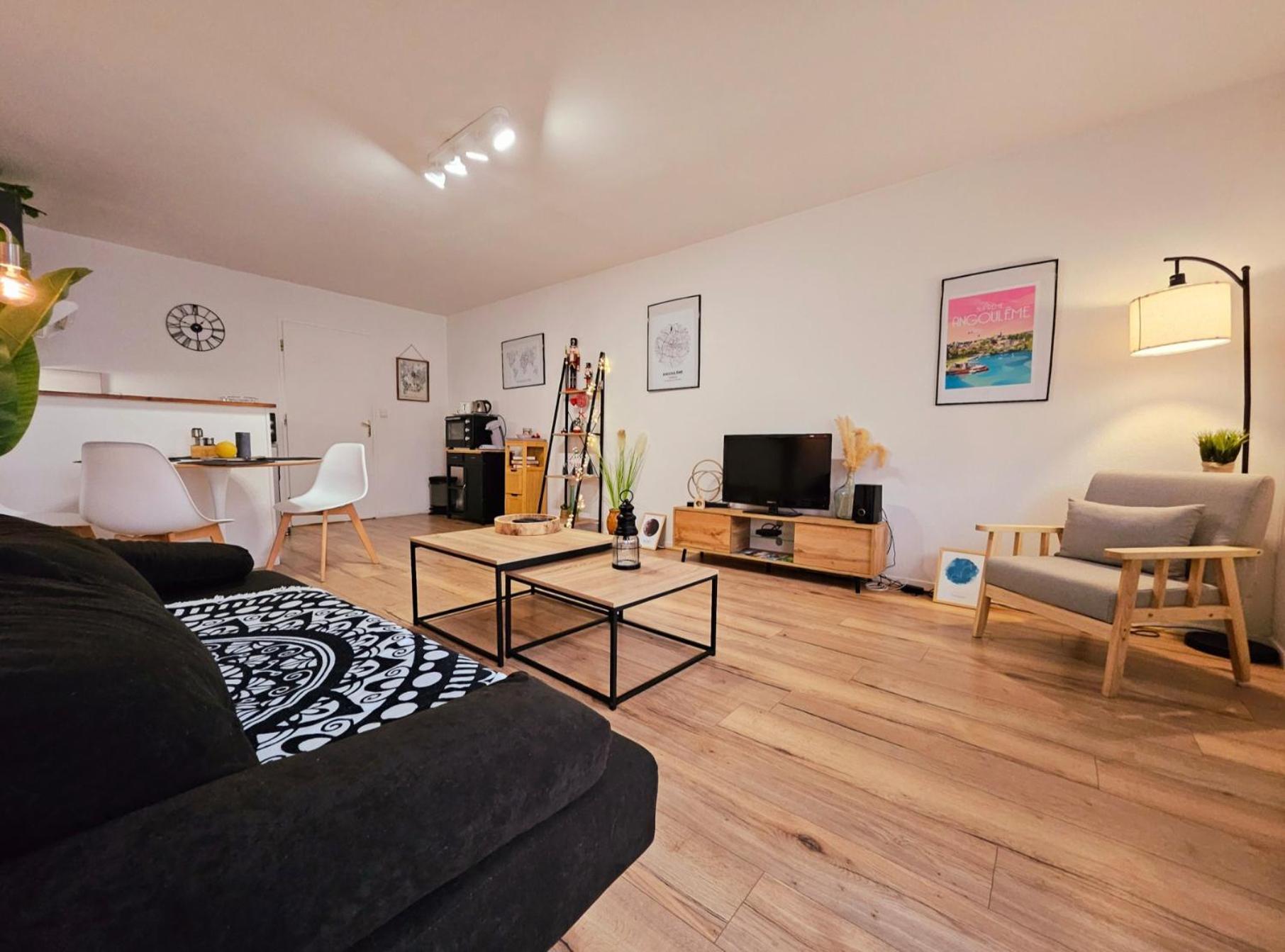Appartement Cosy Proche Gare - Fibre Optique et Parking Angoulême Extérieur photo